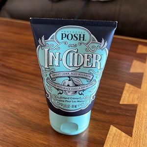 Perfectly Posh Hand Creme